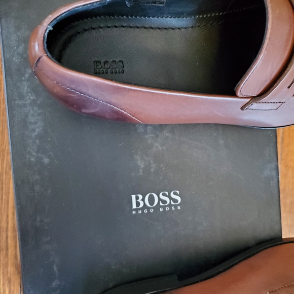 NEW Hugo Boss Kensington Loafer size 6 but fit like a size 9.  Brand New - Picture 8 of 9